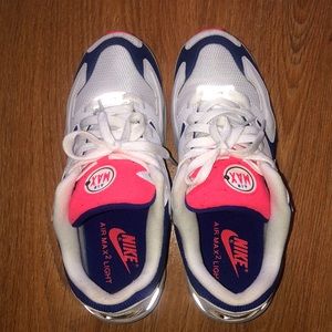 Blue/Pink/White Nike Air Max 2 Light!